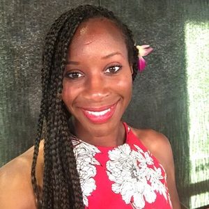 Meet your Posher, Briana